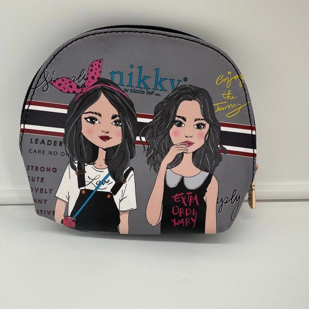 Nikky by Nicole Lee 